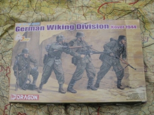 Dragon 6519  German SS WIKING Division Kovel 1944